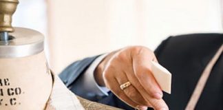 La sastrería, un oficio que lucha por no morir