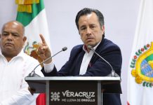 Gobernador presume llegada de vacunas y le reprochan falta de aplicación de segunda dosis al sector salud