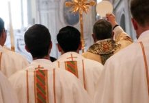 Legionarios de Cristo reitera su perdón a las víctimas de abusos sexuales de Marcial Maciel