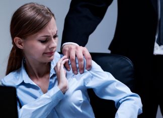 ¿Qué es el mobbing y por qué es una causa común de renuncia en México?