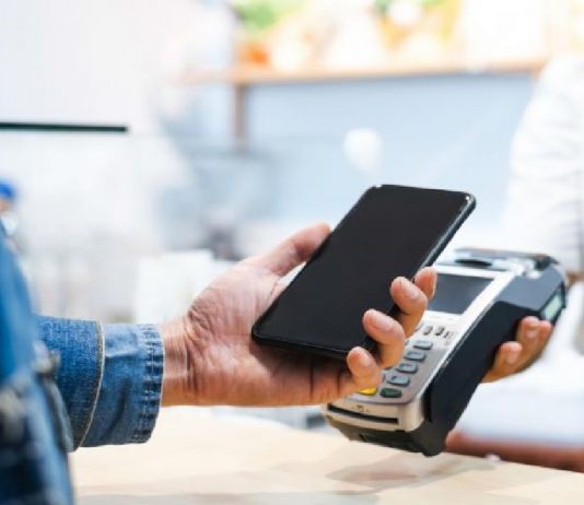 Sheinbaum busca menos circulación de efectivo y un mayor uso de pagos digitales