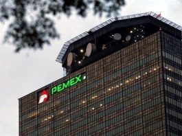 Pemex pierde 10,500 mdp por tope a gasolinas