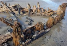 Las lluvias dejan al descubierto un barco del siglo XIX