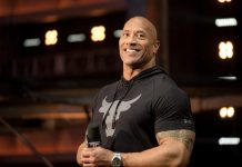 Dwayne ‘La Roca’ Johnson sorprende a su madre con un lujoso regalo para Navidad y su reacción se vuelve viral