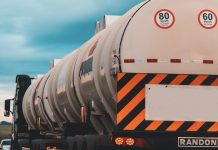 Vuelca en México un camión que trasportaba un producto altamente tóxico