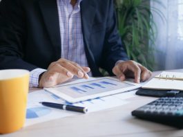 Megaapuesta por la IA en EU enciende las alarmas financieras