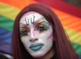La voz se identifica con el género y cambiarla puede ser otro desafío para las personas trans