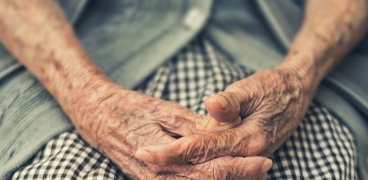 Sólo 2 de cada 10 mujeres con empleo formal tendrán pensión en la vejez