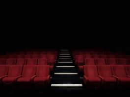 Alejandro Albarracín ensalza la capacidad del teatro para “hacerse preguntas”