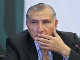 Adán Augusto López deja la coordinación de Morena en el Senado; Ignacio Mier lo releva