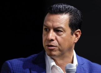 Archundia despide asesores con afición al América