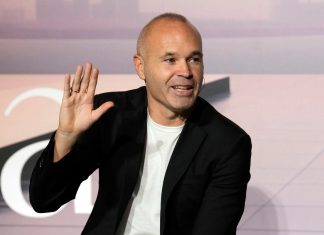 Andrés Iniesta, estrella del Barcelona, anuncia su retiro