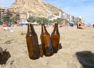 Un poco de alcohol es bueno: el “disparate” negacionista más difícil de desmontar