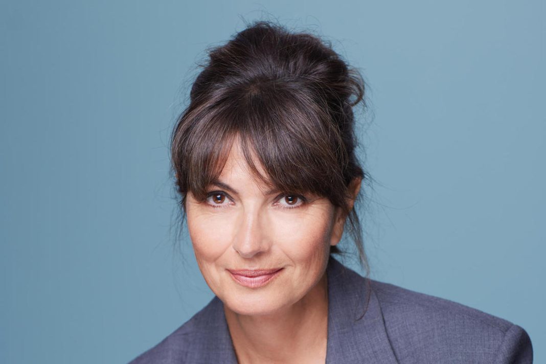 ValÈrie Perrin: "La figura de la tÌa es otra forma de madre, alguien muy destacado"