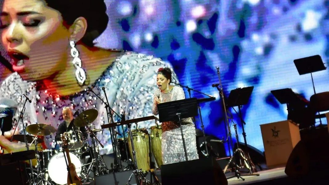 Lucía Gutiérrez y la Tonatiuh Vázquez Jazz Orchestra