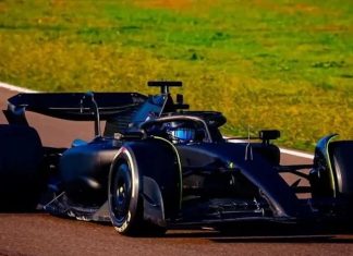 Checo Pérez vuelve a las pistas de F1; hace su primera prueba para Cadillac