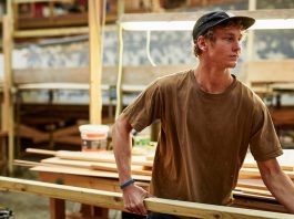 Menos puestos de entrada complican acceso de jóvenes al mercado laboral
