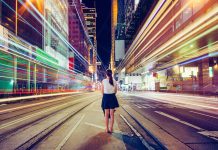 Cuerpos ancestrales en ciudades aceleradas: por qué nuestra biología no sigue el ritmo moderno