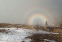 El cielo regala un milagro: aparece un arcoíris circular sobre un monte (VIDEO)