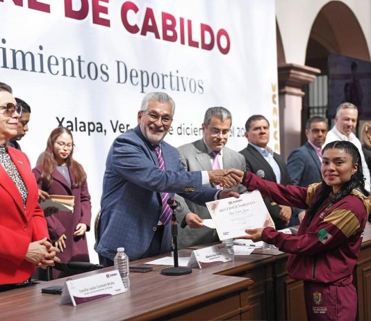 Reconoce Cabildo a deportistas y entrenadores xalapeños