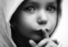 El león gana más con el silencio que con los rugidos