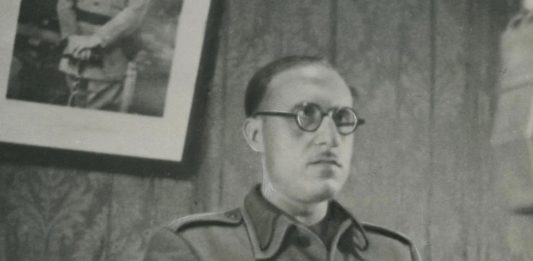 Casar a Hitler: el Groucho Marx del fascismo español