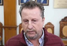 Presidente de la Comisión de Transporte evade alza al pasaje y guarda silencio ante reclamos ciudadanos