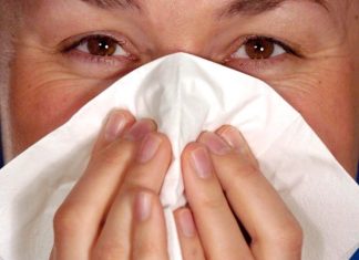 Así afecta la alergia primaveral a oídos y garganta