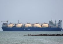 Aumenta el tránsito de petróleo por el estrecho de Ormuz