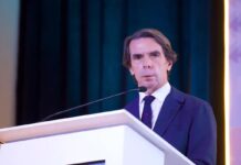 El populismo es un riesgo muy serio para las libertades: Aznar