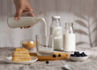 México consume más leche, pero sigue importándola