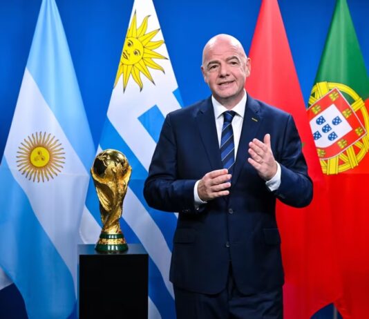 Infantino iba a cobrar 30 millones de dólares con ‘su plan de privatizar el Mundial’