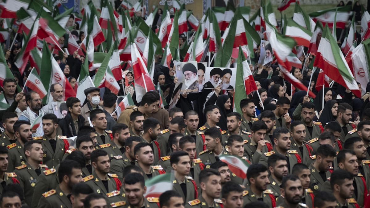 Irán