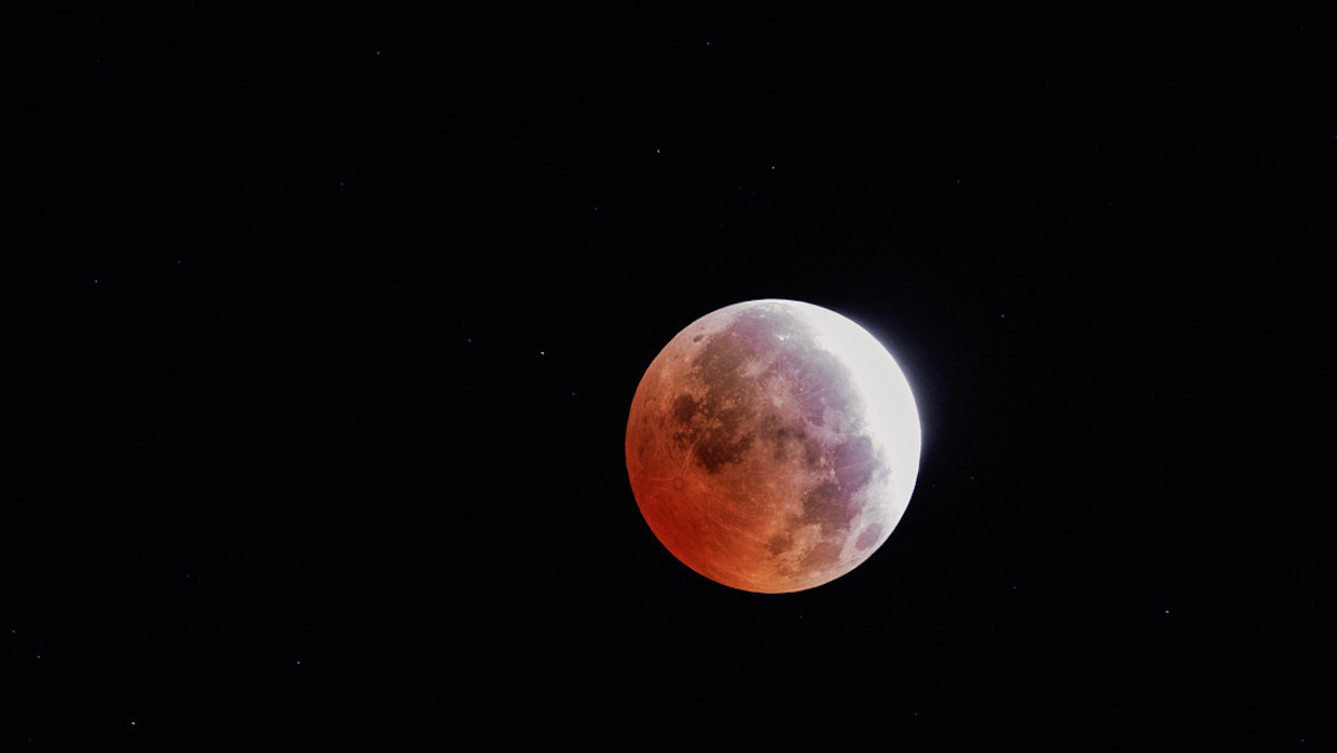 Eclipse Luna
