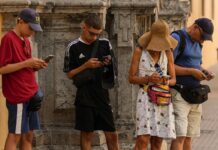 El costo emocional de exponer a los menores en redes sociales