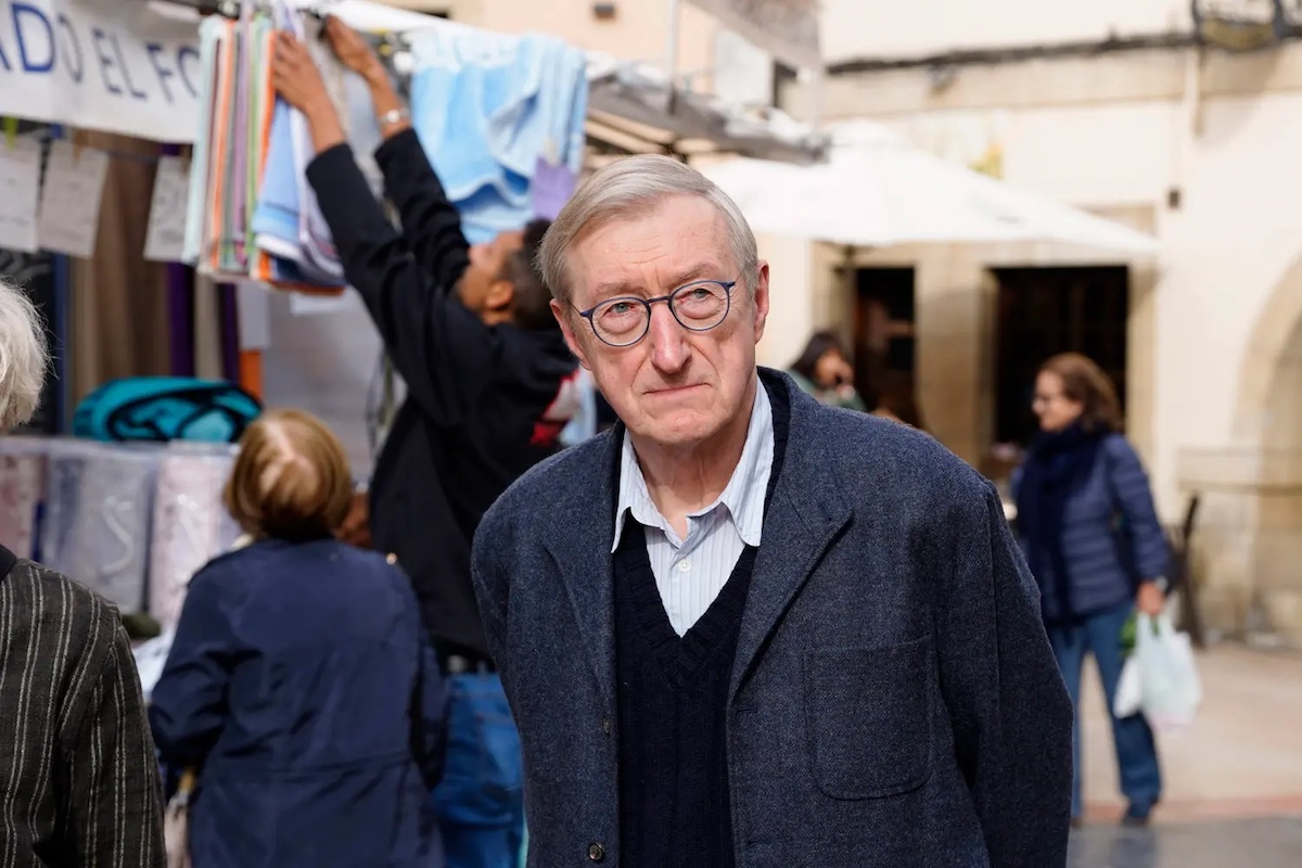 Julian Barnes